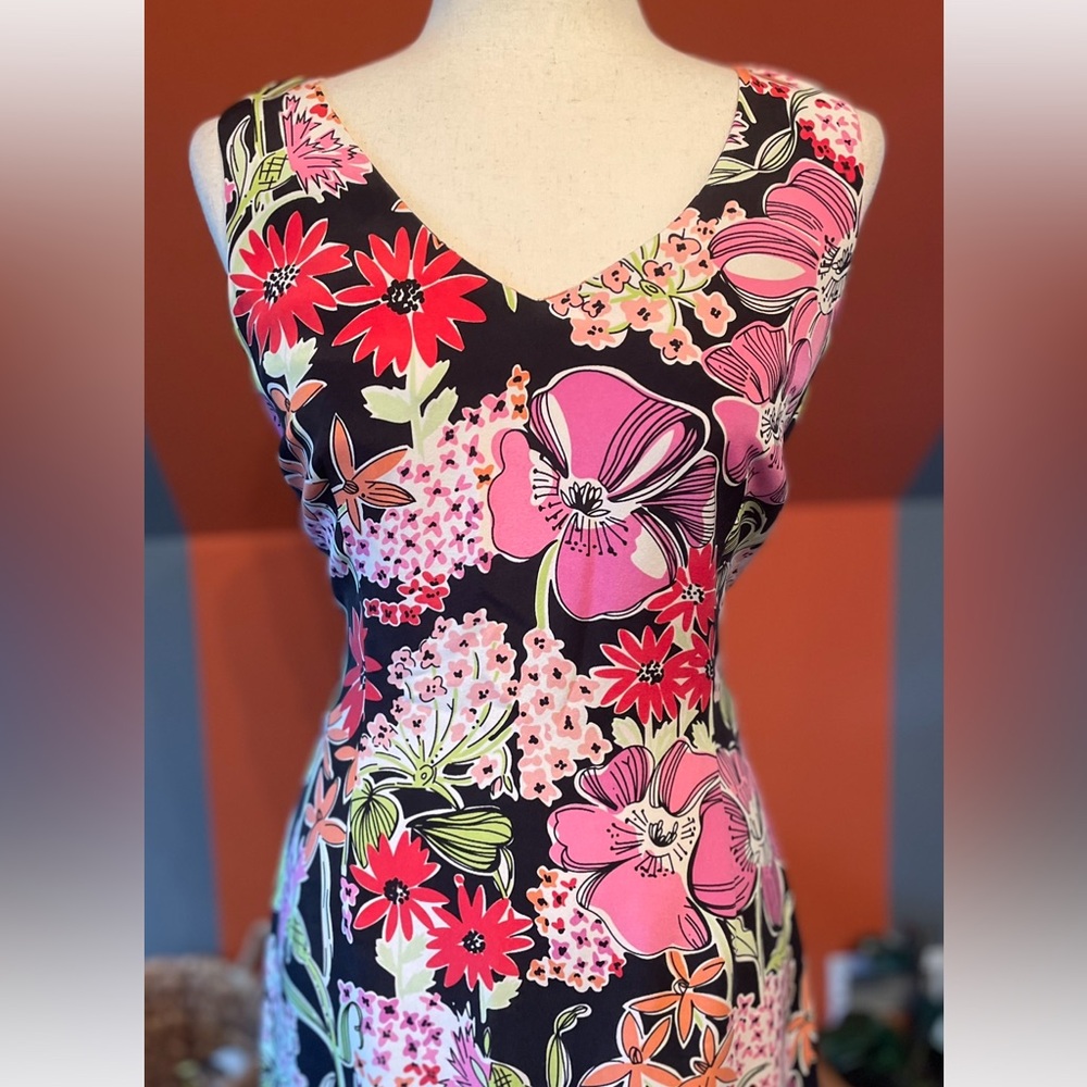 Lilly Pulitzer Silk Flower Market Dress - Picture 4 of 8